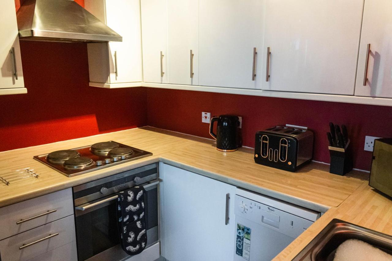 Cozy And Modern 2-Bed Apartment 斯旺西 外观 照片
